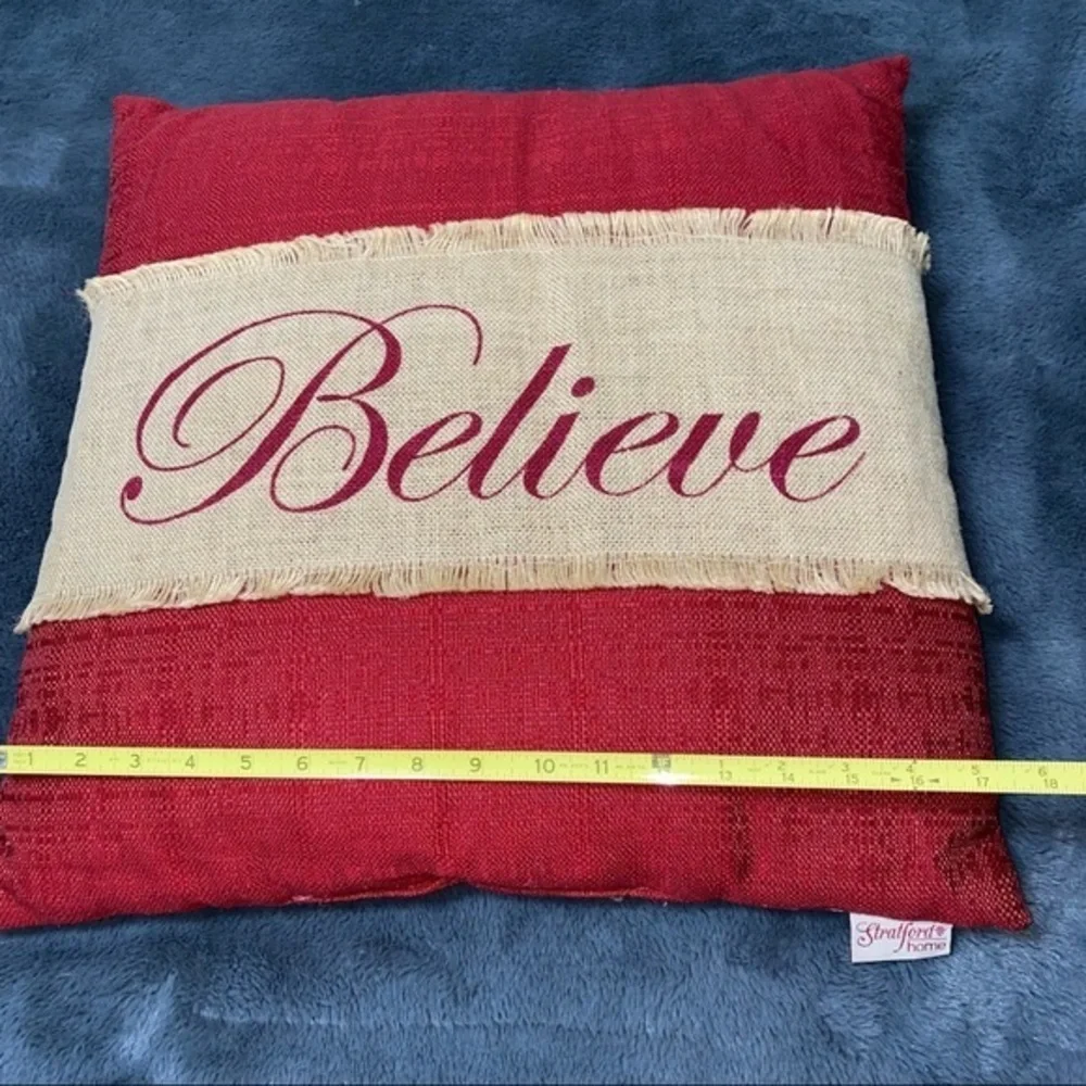 Christmas accent pillow dark red and burlap Believe‎